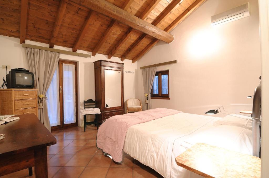 Tenuta Le Sorgive Agriturismo Solferino Buitenkant foto